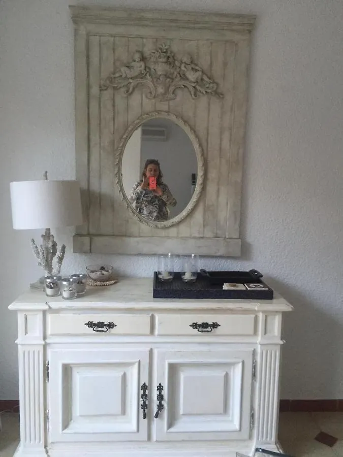 Bajo Con Jardin A 100 Metros De La Playa Apartment Vera 0*,  Spain