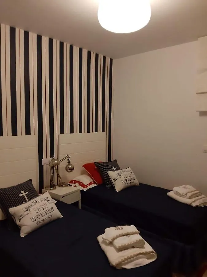 Bajo Con Jardin A 100 Metros De La Playa Apartment Vera Spain
